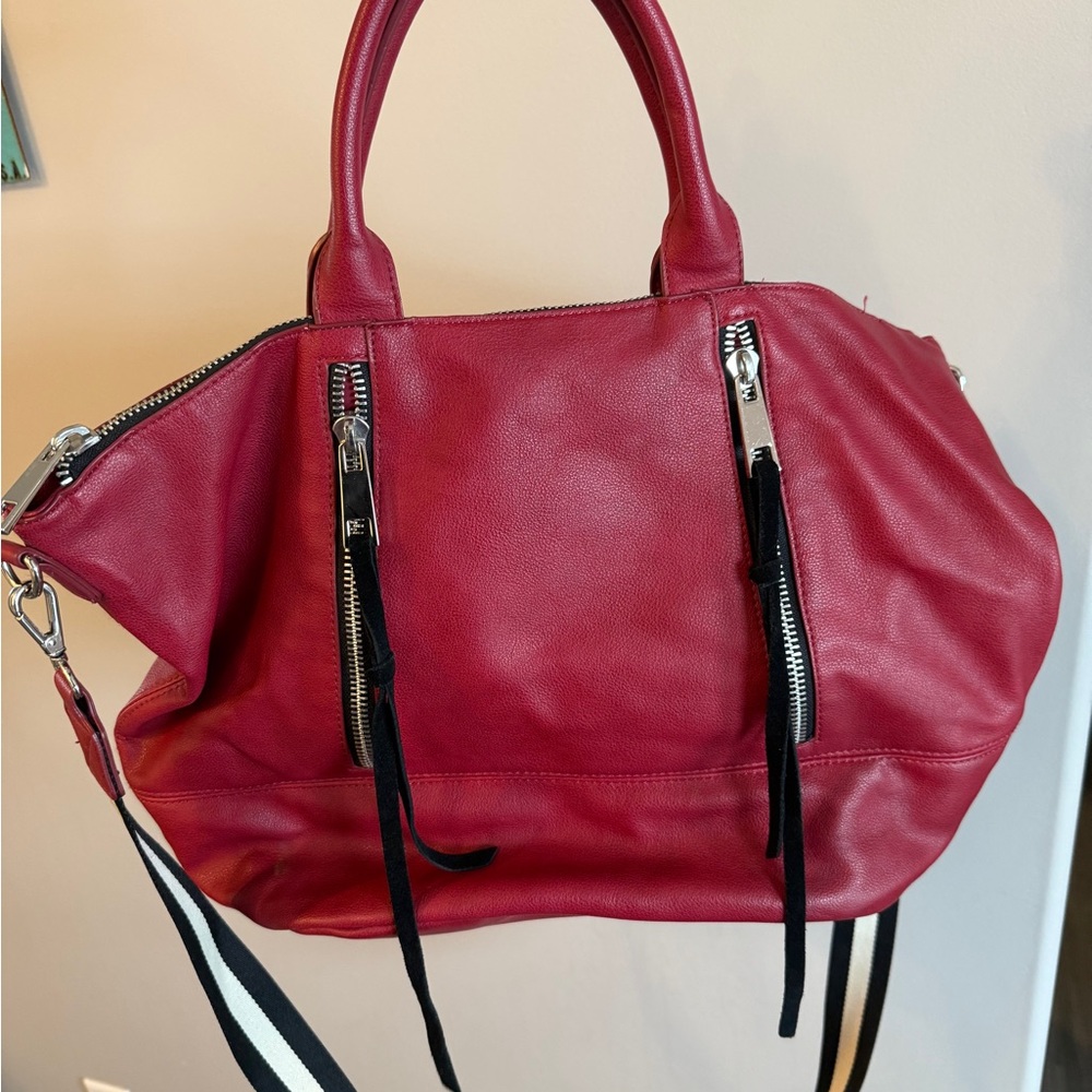 Express big hand/cross body red handbag